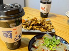 -勺子米线·云南传统小吃市集(四方街店)