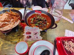 -老闵田螺馆·南昌特色小炒(梦时代店)