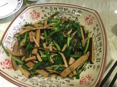 韭菜炒香干-同学酒楼(湖大琴园店)