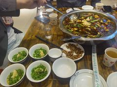 -乡土特色.冷锅鱼.牦牛肉汤锅