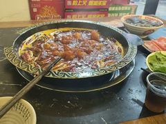 -重庆川渝肥妹火锅