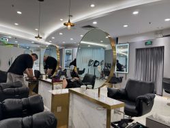 -八佰伴8008星级形象店