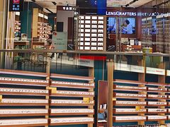 -LensCrafters亮视点(东方新天地店)