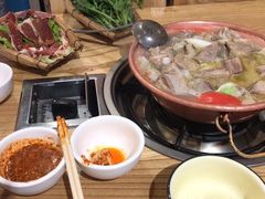 -阿婆情腊排骨火锅(金虹路店)