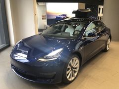 -TESLA 特斯拉(上海太古汇体验店)