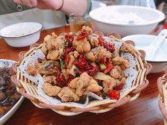 川香辣子鸡-胡子饮食店