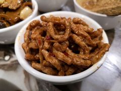 鱼香肉丝面-功德林(南京西路店)