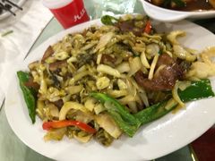 -广客美食坊(丹霞山店)