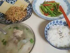 -鲸励母婴月嫂(望京店)