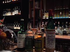 -DM Distiller & Mixologist Whisky Cocktail Bar