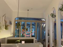 -春树下·树屋花房西餐厅(罍街AS1980店)