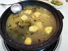 -正宗镇雄酸汤猪脚妙可火锅店