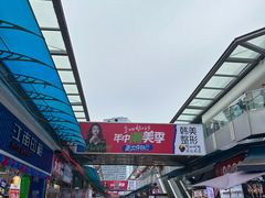 -万达广场(南昌红谷滩店)