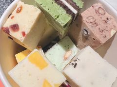 满杯全家福-乐思喵厚切炒酸奶(大悦城店)