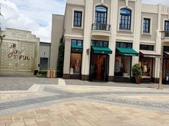 -比斯特上海购物村精品奥特莱斯