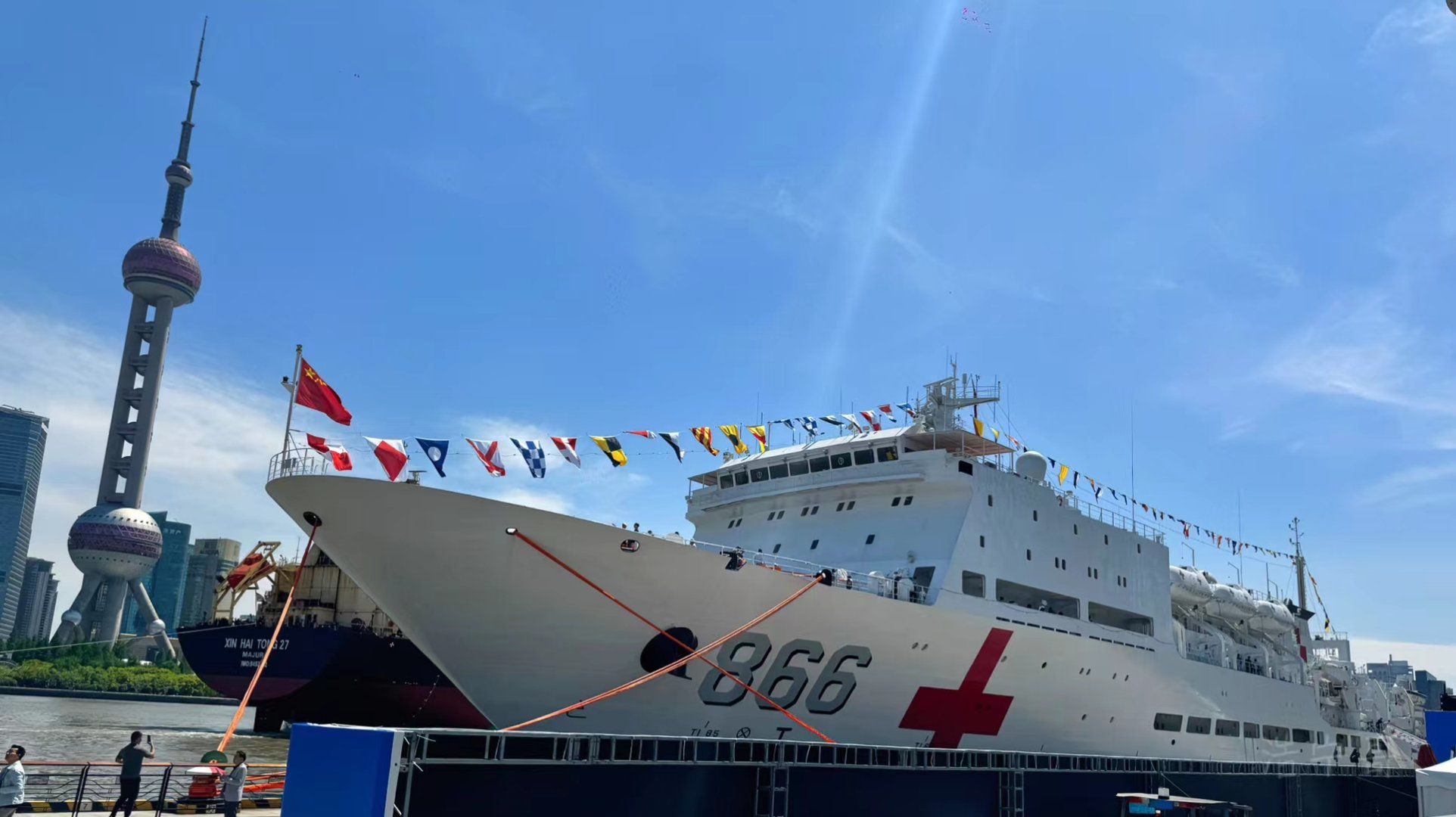 
⚓️🛶弦号156的淄博舰是一艘"中华神盾"驱逐舰