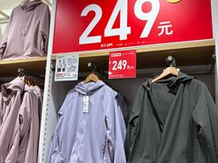 -优衣库(上海虹口龙之梦店)