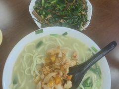 -三百碗宝应长鱼面(板仓街店)