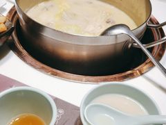 -洪氏嗨捞·猪肚鸡火锅(阳光天地店)