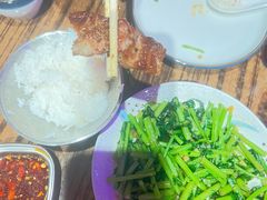 -蚝堡海鲜·威海菜·海肠捞饭·烧烤·亚洲吃蚝公司(幸福门店)