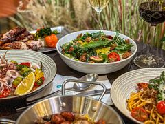 -théATRE茶聚场·餐厅(环球金融中心店)