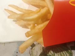 黑松露风味摇摇薯条-麦当劳(红旗路店)