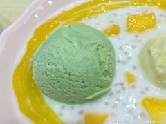 抹茶冰淇淋-甜心妈妈·榴莲星级糖水(北京路总店)
