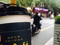 -全家便利店(襄阳南路店)