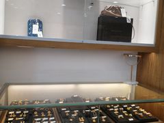 -品真阁华夏典当行(四通桥店)