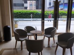 用餐区-瑞幸咖啡(苏河1号店)