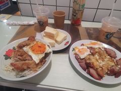 生炸鸡腿蛋饭-食运茶餐厅(文化宫店)