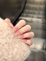 -晨·艺美甲美睫