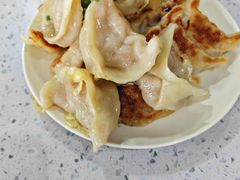 -三好食堂(煎饺·馄饨·肉饼米线·盛世广场店)