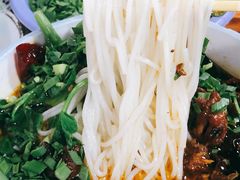 -越洋肖氏老米线(杨家坪店)