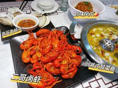 -靓虾二哥长沙地标小龙虾(五一广场店)