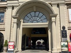 -王府井奥莱临潼小镇(临潼店)