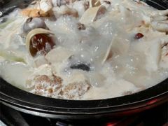 -三人行骨头王火锅(长寿店)