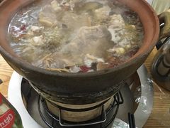 连州果园鸡-威邵鸡煲(西华路总店)