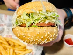 -The Habit Burger Grill 哈比特汉堡(复兴soho店)