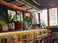 -8PINTS八品脱·日料·烧鸟·精酿小酒馆(莘庄店)