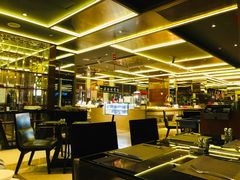 大堂-大中华希尔顿酒店-念自助餐·嗨啤·小龙虾