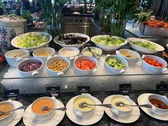 自助调料区-美食汇自助餐厅(成都万达瑞华酒店)