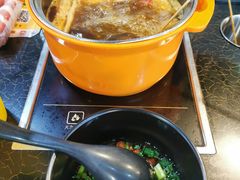 -轩于鲜旋转自助小火锅(新之城购物广场店)