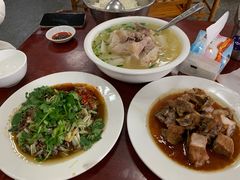 芹菜牛肉-荣生萝卜汤饭店