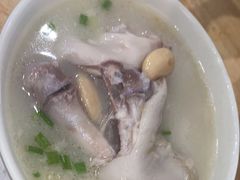 -雷祖芳老妈蹄花店