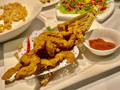 -河畔春天时尚餐厅