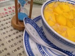 -广信牛奶甜品世家(台东店)