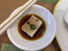 -昆山裕元花园酒店·温莎西餐厅