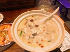 鱼钩鱼炖汤-老阿爸鲜鱼土菜(昆山花桥店)