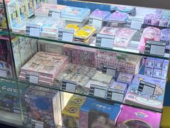 -反斗乐园π·电玩·高空拓展·蹦床(龙华天虹店)